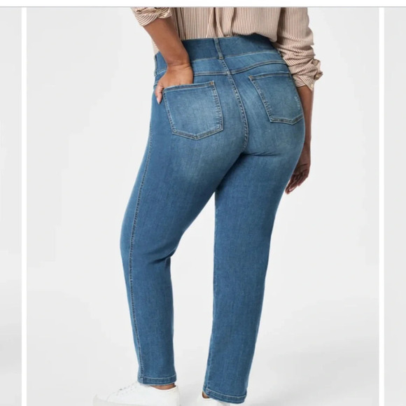 Spanx- Straight Leg Stretchy Jeans - Picture 4 of 10